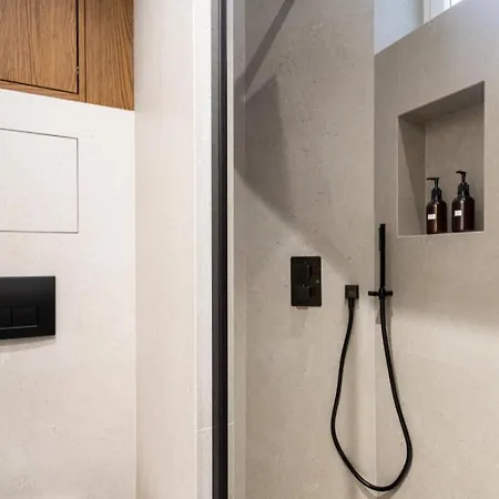 Elegant 2br At Monaco Border * בוסוליי