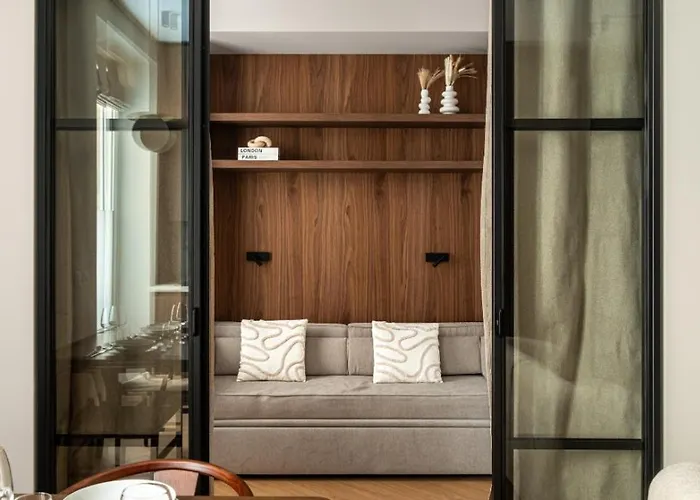 Elegant 2br At Monaco Border Apartment